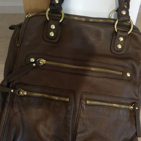 Linea Pelle Dylan Zip Shoulder Tote - Picture 4 of 12